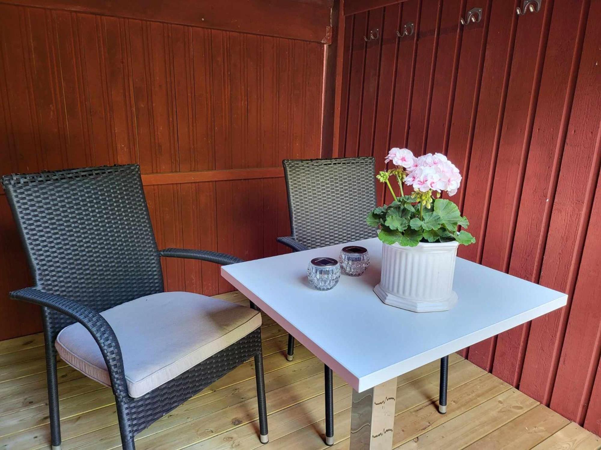 Minihus Med Stor Traedgardstomt Naera Golf Och Hav Villa Trosa Exterior foto